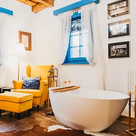 Emese Guesthause Holiday home *